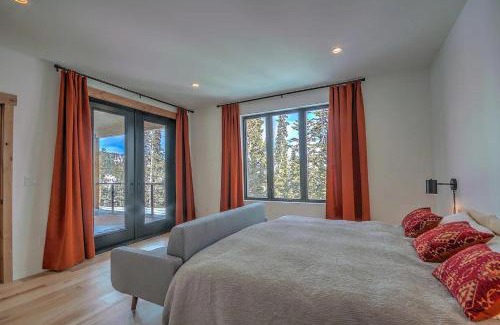 Quandary Village Casa | NEW Hot Tub Haven with Panoramic View - Blue River