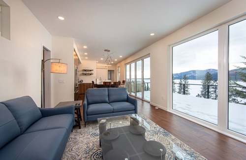 Whitefish Casa | NEW hot tub, lake views & private decks