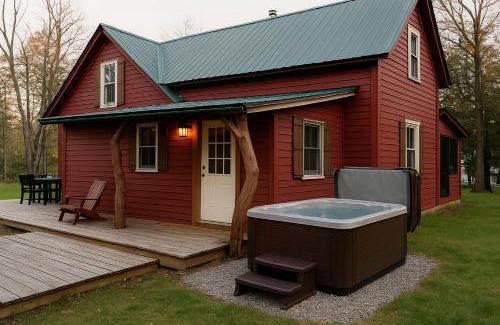 Pepin Casa | New Hot Tub Nov 2025, Firepit, Eco-friendly