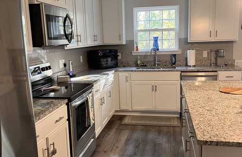 Savannah Casa | New House 20 Minutes to Downtown Savannah close to Tybee Island and Hilton Head