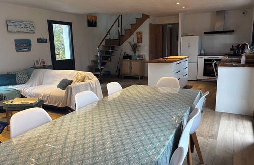 Locmaria Casa | Nueva casa Belle Iloise en el pequeño pueblo de Pouldon