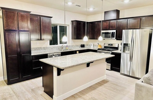 Fernley Casa | New House Furniture 5TV/Sleeps13
