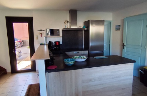Lozari Casa | Casa nueva, en una tranquila residencia turística de playa de 3 estrellas