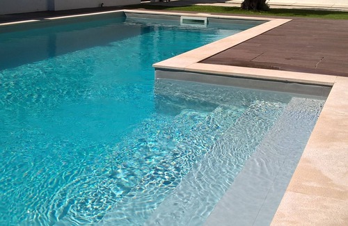 Carrasqueira Casa | Casa Sésimbra / Meco con piscina privada y jardín para 10 personas, cerca de Lisboa