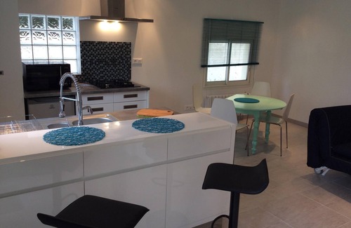Le Bouscat Casa | Nueva casa de dos habitaciones junto a transportes