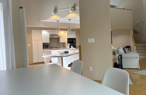 Manlius Casa | New! HT Pool Long Range Views Sleeps12 Location 99