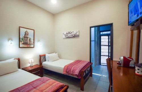 Old City Hotel | New Imperial Hotel