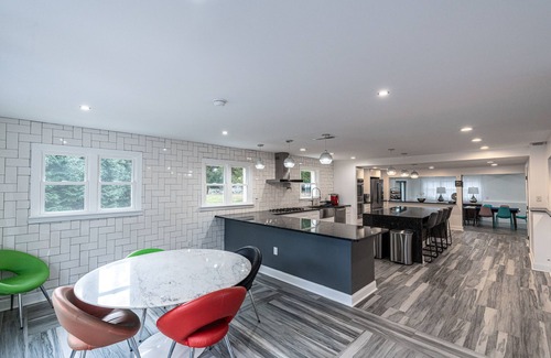 Elkins Park Casa | NEW! Indoor Pool & Massive Space to Entertain, Luxury w/ King Beds, Kid-Friendly