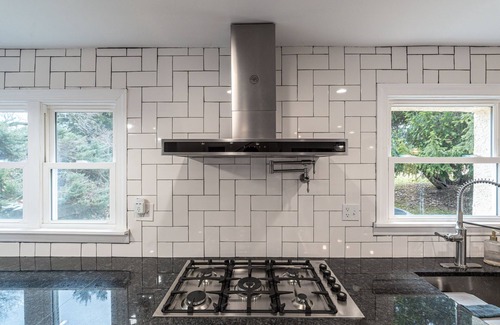 Elkins Park Casa | NEW! Indoor Pool & Massive Space to Entertain, Luxury w/ King Beds, Kid-Friendly