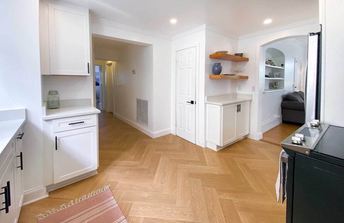 Providencia Park Apartamento | NEW! Inter-coastal retreat, 1mi beach, private yard, in downtown