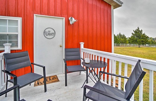 Fletcher Apartamento | NEW! Inviting Studio on 31-Acre Ranch in Fletcher!