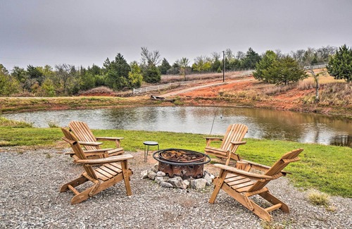 Fletcher Apartamento | NEW! Inviting Studio on 31-Acre Ranch in Fletcher!