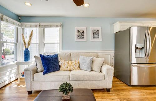 Keansburg Casa | New Jersey Abode - Near Theme Parks, Walk to Beach