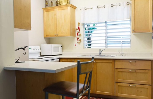 Beverly Hills Apartamento | New Kingston Guest Apartment VII