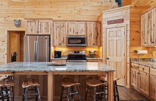 Huntingdon Casa | NEW - Knotty Pine - Raystown Lake