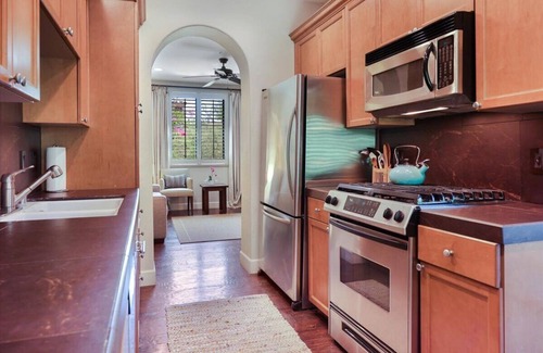 Baristo Casa | New! La Bella Villorrio - 3 Bedroom Tuscan Style Townhouse-Downtown Palm Springs