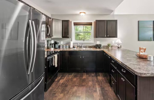 Pocono Lake Chalet De Esquí | NEW! Lake-Front! Tavern At The Woods
