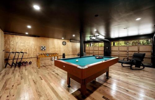 Skaneateles Casa | *NEW* Large Backyard ~ Game Room ~ Firepit ~ Lake