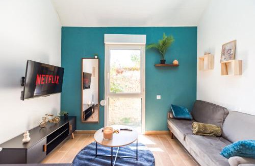Guingamp Apartamento | NEW Le Saphir au coeur de Guingamp Parking
