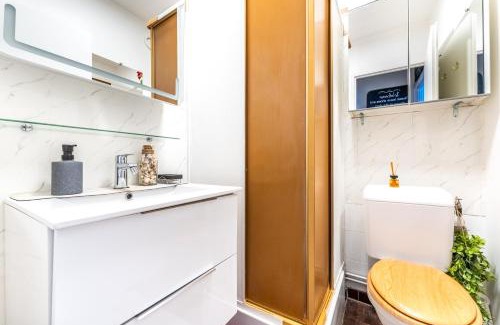 Flandres Apartamento | NEW Le Zénith Paris Centre TV WIFI 20mn Louvre Pigalle
