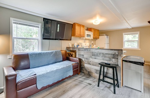 New Lisbon Casa | New Lisbon Family Gem ~ 3 Mi to Castle Rock Lake