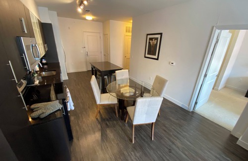 Arlington Apartamento | NEW Listing 1BR 1- FREE parking, tons of amenities, and close to DC and metro
