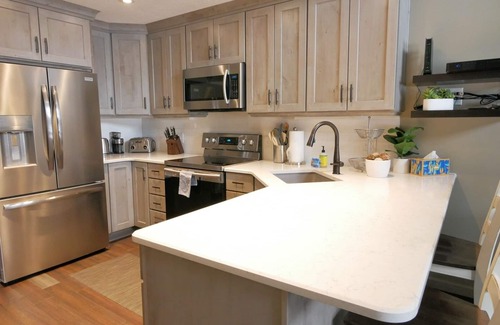 Eden Condominio | New Listing- 2 King Bedrooms next to pool and Hot Tub | 2 Bed, 2 Bath