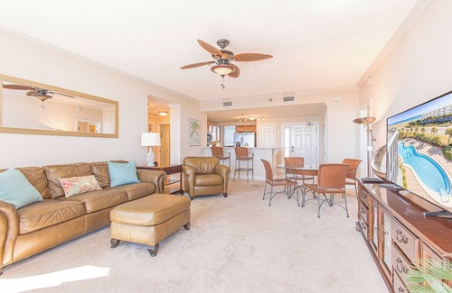 Pensacola Beach Condominio | New Listing! 2B Gulf Views at Emerald Dolphin 540