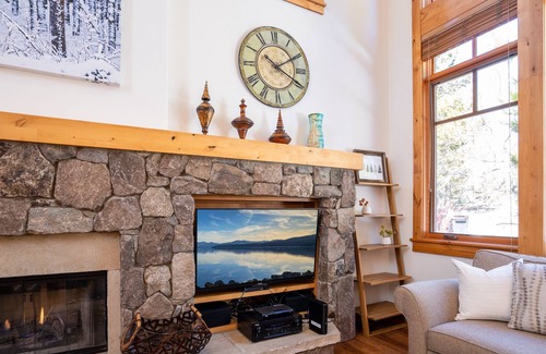 Truckee Casa | New Listing! 3 BD Residence At Old Greenwood!