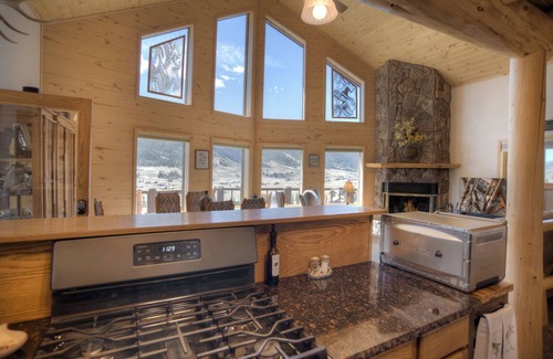 Creede Casa | New Listing! 3-story Mountain Cabin - Breathtaking Views - Large Deck