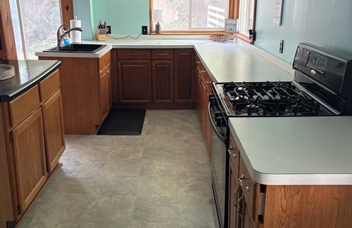 Brooklyn Casa | New listing! 3bedroom 2full bath cottage on Wamplers lake in Brooklyn, Mi.