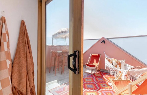 Fitzroy Casa | New listing! 5 min walk to CBD, w Rooftop Terrace