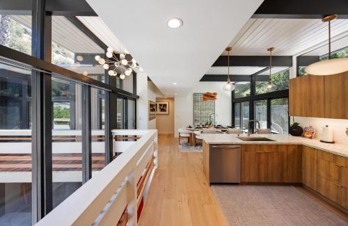 Sherman Oaks Casa | New Listing Architectural Villa by Colby & Conrad