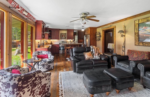 Whitefish Cabina | New listing! Beautiful Whitefish property