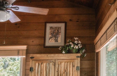Sedona Cabina | NEW LISTING! Canyon Wren Creek Access- Morning Glory by RedAwning
