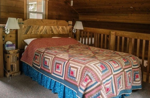 Sedona Cabina | NEW LISTING! Canyon Wren- Sycamore- Creek Access by RedAwning