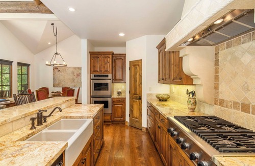 Ketchum Casa | New Listing! Central Park Townhome Minutes to Downtown, Trails and River Run