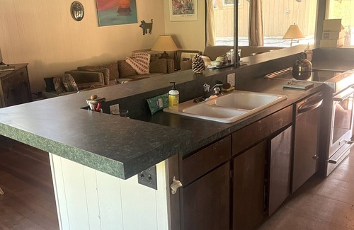 Incline Village Cabina | New Listing! Charming 3-bedroom cabin on Golf Course in lovely Incline Village