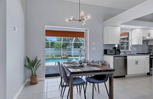 Englewood East Casa | New Listing! Charlotte Harbor Area Resort, 120mi to Disney & 134mi to Universal - GRH518223