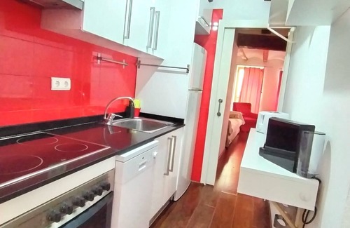 Barrio del Carmen Apartamento | NEW Listing. Cozy apartment with Terrace in the Historical Downtown Valencia