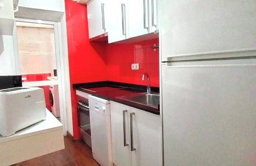 Barrio del Carmen Apartamento | NEW Listing. Cozy apartment with Terrace in the Historical Downtown Valencia