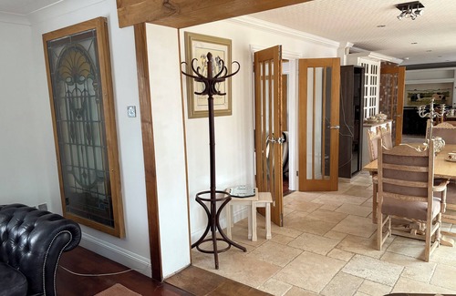 Hammerpot Casa | New listing .Delightful 5 bedroom house. Near Ham Manor Golf course Angmering.