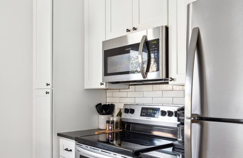 Dunean Casa | NEW LISTING! Downtown Delight: Cozy & Pet-Friendly Retreat by RedAwning