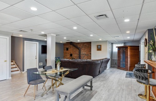 Putnam Valley Casa | NEW LISTING! Entire Putnam Valley Estate - 5BR Hot Tub Sauna by RedAwning