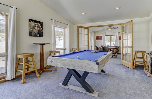 Westcliffe Casa | ***New listing*** Front 60 at Gibbs Peak