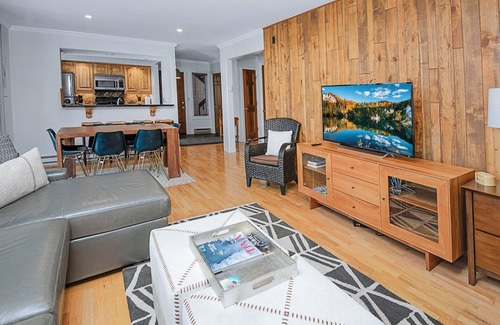 Vail Casa | New Listing! Ground Floor Unit | 10 mins to Vail | Tennis Courts
