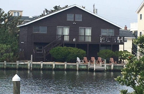 Harvey Cedars Casa | ¡Nuevo listado! Harvey Cedars Waterfront 6 hab casa de playa w / Loft!