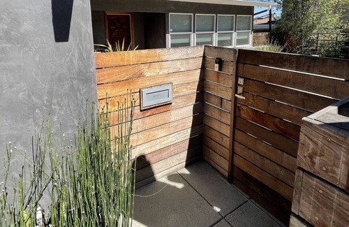 Bay Ho Casa | New Listing! Immaculate 3 Bedroom Private Home - Bay Views!