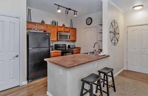 Foothills Condominio | NEW Listing in Beautiful Ahwatukee Foothills!