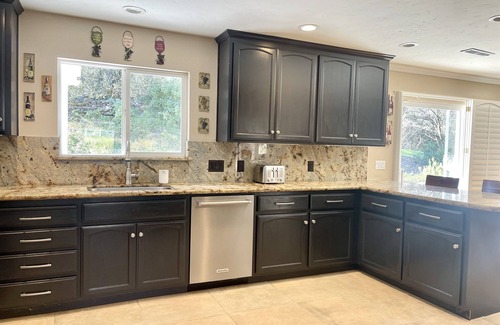 Murphys Casa | 🍇New Listing in Murphys🍷Relax close to DownTown in 4BR house w/Pool & Hot-Tub